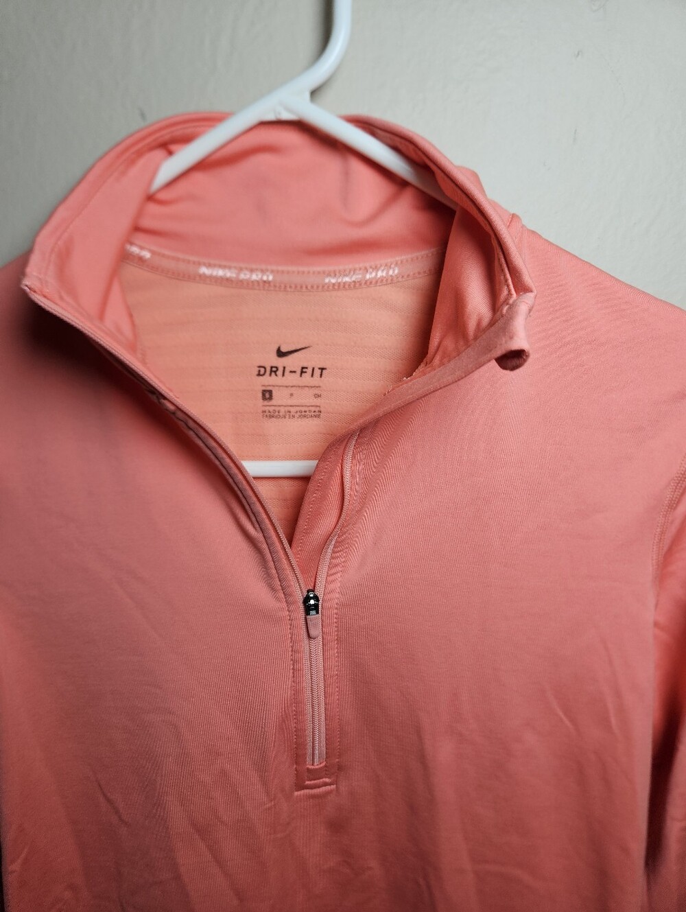 Nike Womens Dri-FIT Coral Quarter-Zip Activewear Top